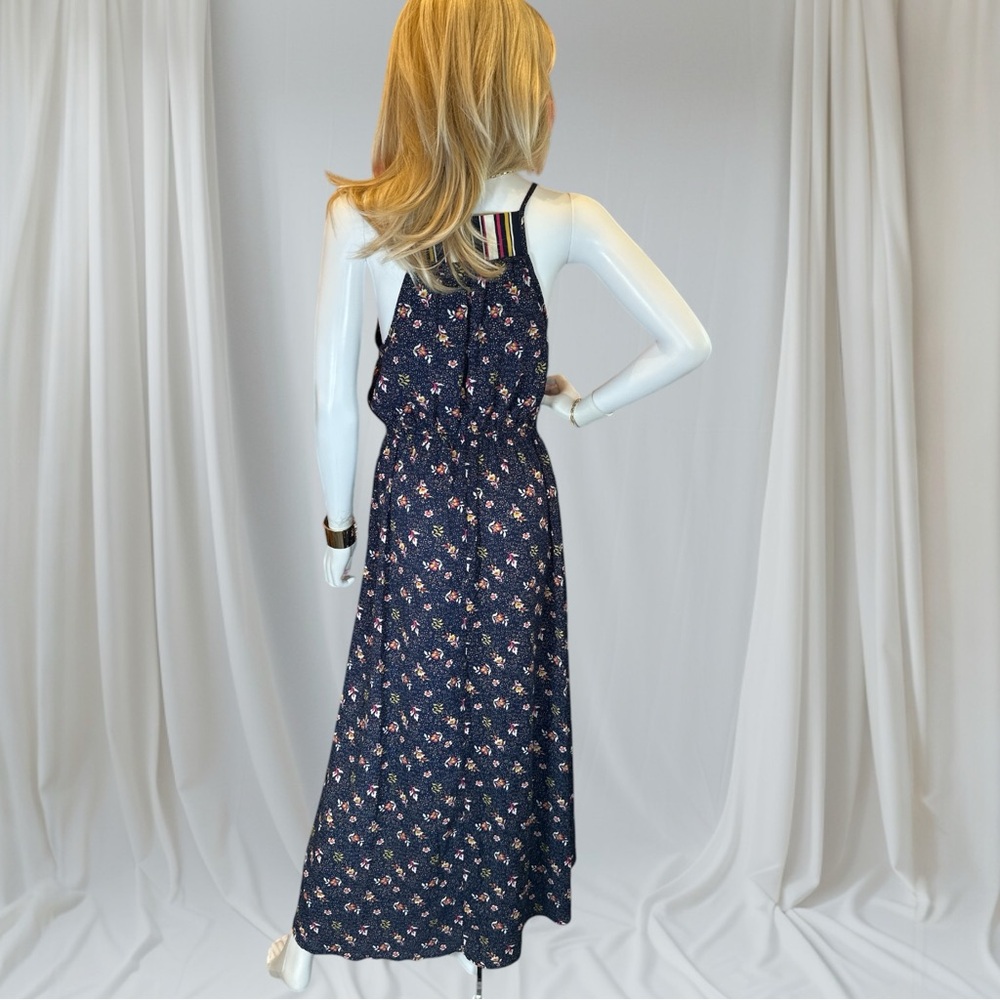 Spirit of Grace Chic High-Low Floral Dress with Striped Accent - Picture 6 of 11